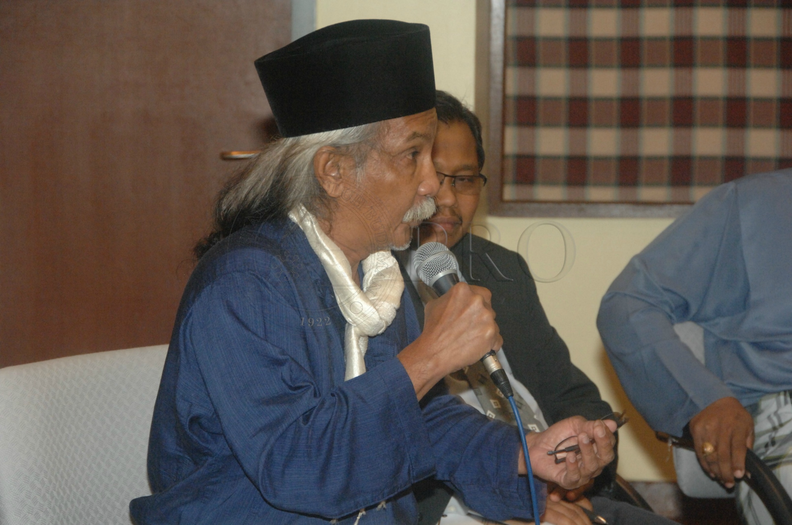 PRO 14 33 WACANA FBA 0213